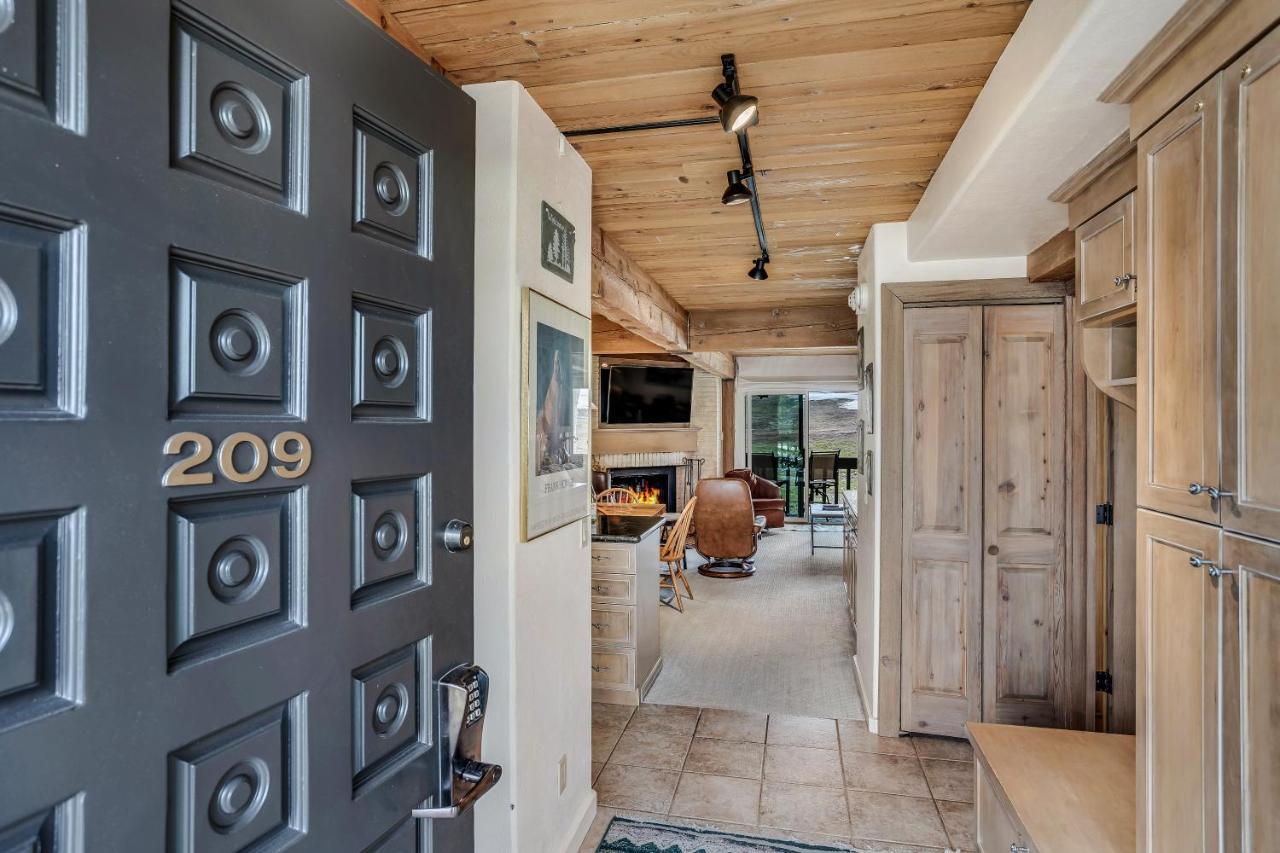 Interlude Condominiums 2 Bedroom Premier Unit 209 Snowmass Village Exterior foto